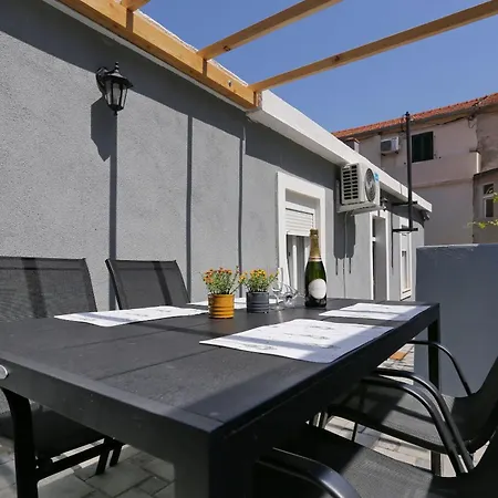House Casa Lorela